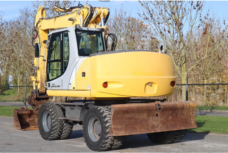New Holland MH CITY | TILT BUCKET | QUICK COUPLER | DOZER BLADE - Hjulgravemaskine: billede 3 New Holland MH CITY | TILT BUCKET | QUICK COUPLER | DOZER BLADE - Hjulgravemaskine: billede 3