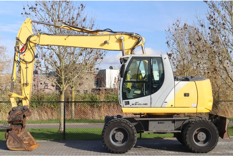 New Holland MH CITY | TILT BUCKET | QUICK COUPLER | DOZER BLADE - Hjulgravemaskine: billede 1 New Holland MH CITY | TILT BUCKET | QUICK COUPLER | DOZER BLADE - Hjulgravemaskine: billede 1