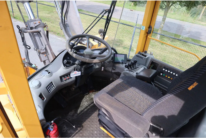 Leje en Volvo L70E | BUCKET | QUICK COUPLER | EXTRA FUNCT | AIRCO Volvo L70E | BUCKET | QUICK COUPLER | EXTRA FUNCT | AIRCO: billede 17 Leje en Volvo L70E | BUCKET | QUICK COUPLER | EXTRA FUNCT | AIRCO Volvo L70E | BUCKET | QUICK COUPLER | EXTRA FUNCT | AIRCO: billede 17