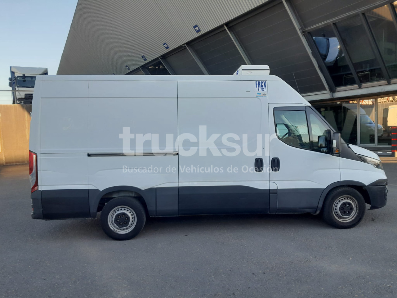 IVECO 35S12 12M3 FRC-X - Varebil med kasse: billede 5 IVECO 35S12 12M3 FRC-X - Varebil med kasse: billede 5