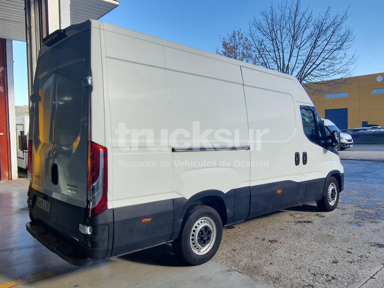 IVECO 35S14 12M3 - Varebil med kasse: billede 3 IVECO 35S14 12M3 - Varebil med kasse: billede 3
