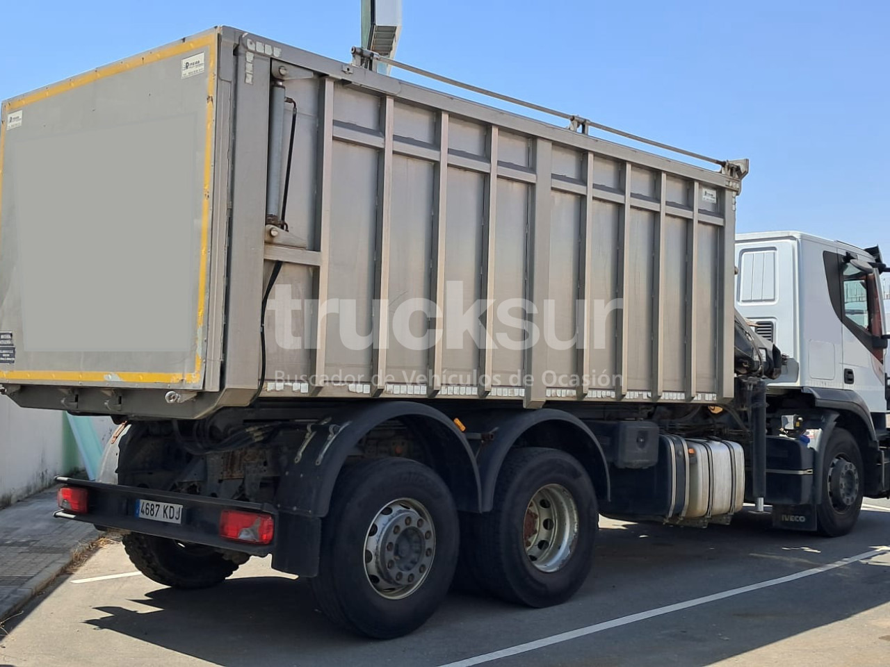 IVECO AT260SY/PS 360CV ejes 6x2*4 - Tipvogn lastbil, Lastbil med kran: billede 2 IVECO AT260SY/PS 360CV ejes 6x2*4 - Tipvogn lastbil, Lastbil med kran: billede 2
