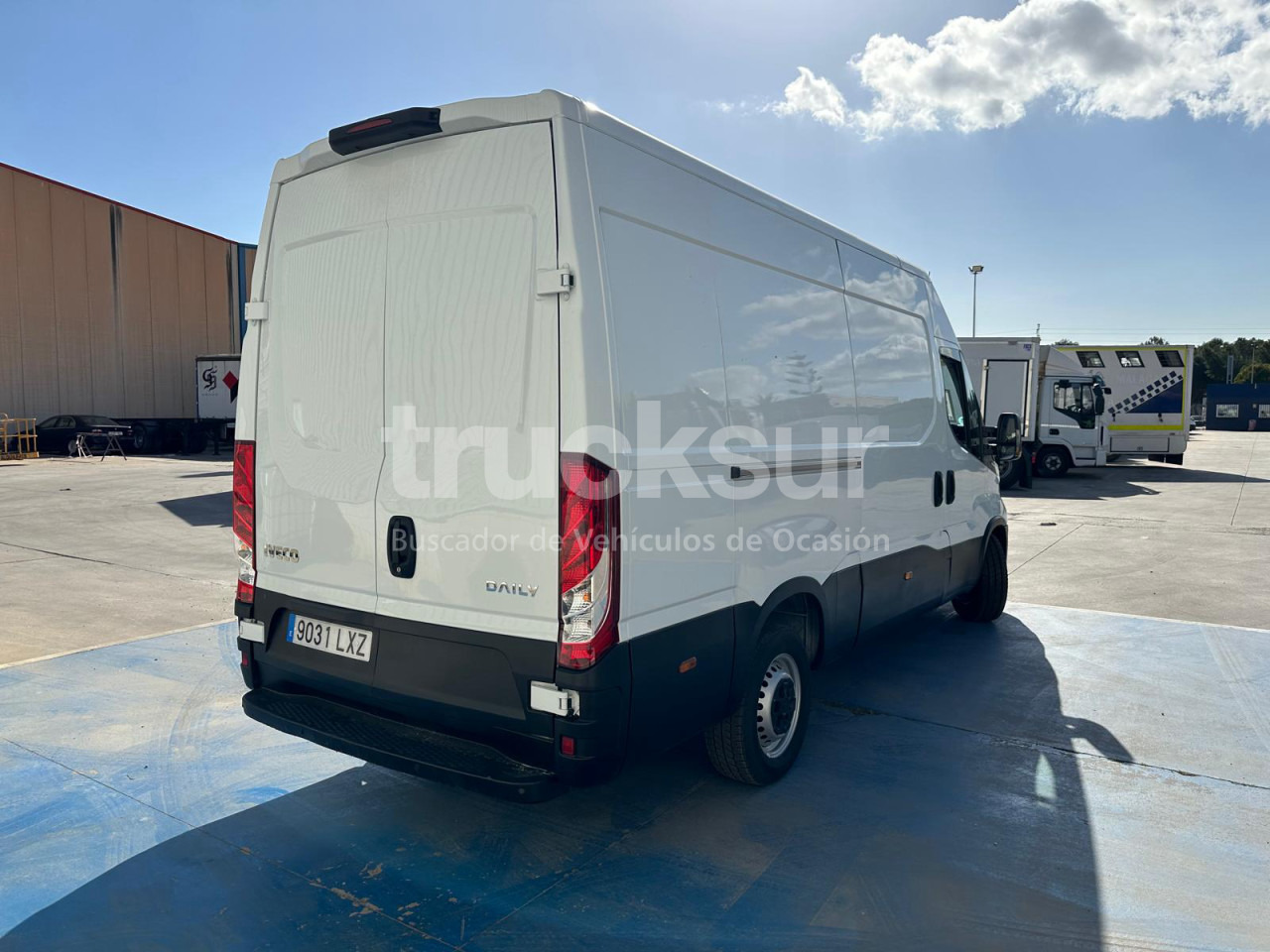 IVECO DAILY 35S16 F 12M3 - Varebil med kasse: billede 4 IVECO DAILY 35S16 F 12M3 - Varebil med kasse: billede 4