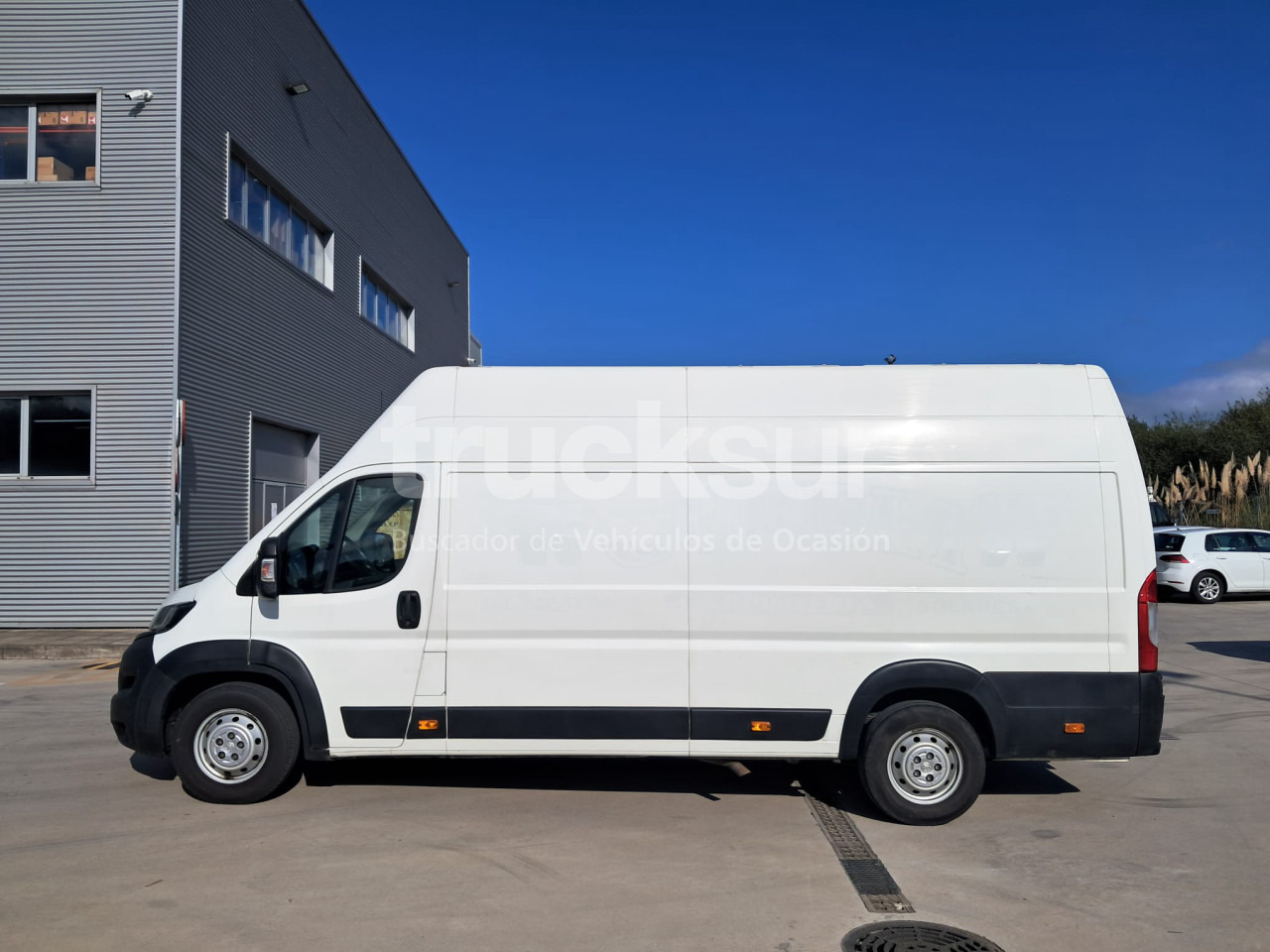PEUGEOT BOXER 435 L4H3 - Varebil med kasse: billede 2 PEUGEOT BOXER 435 L4H3 - Varebil med kasse: billede 2