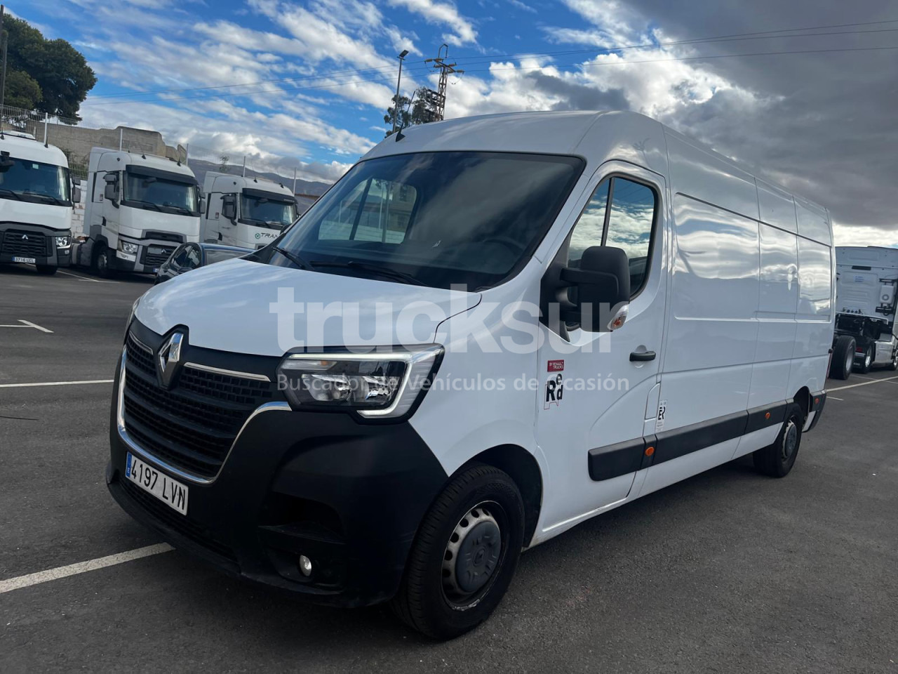 RENAULT MASTER L3H2 135.35 - Varebil med kasse: billede 2 RENAULT MASTER L3H2 135.35 - Varebil med kasse: billede 2