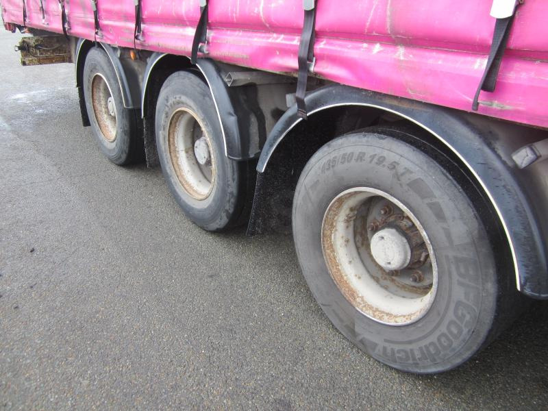 Fruehauf - Gardintrailer: billede 4 Fruehauf - Gardintrailer: billede 4