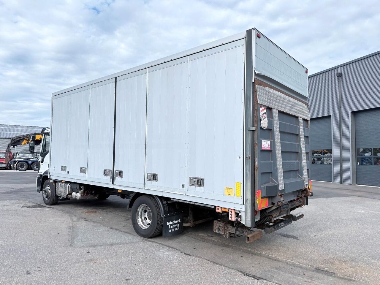 Iveco EuroCargo 160 -250 Side opening 7.3 m / Euro 6 - Lastbil varevogn: billede 4 Iveco EuroCargo 160 -250 Side opening 7.3 m / Euro 6 - Lastbil varevogn: billede 4