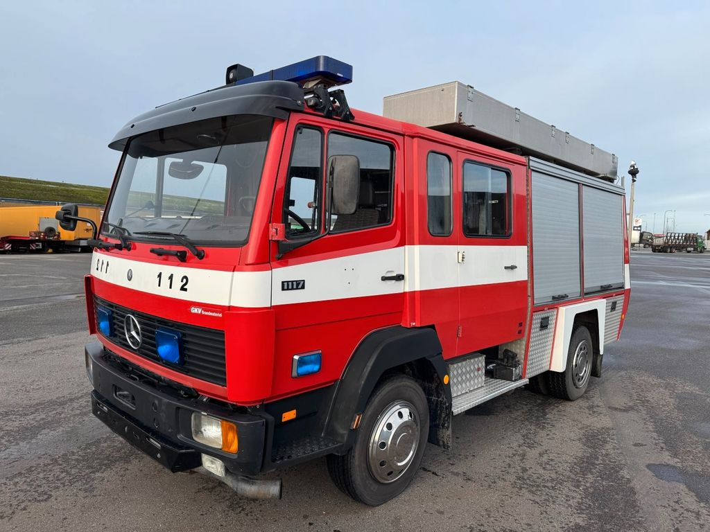 Mercedes-Benz 1117 4x2 Fire truck - Feuerwehr - Tankspritze Mercedes-Benz 1117 4x2 Fire truck - Feuerwehr - Tankspritze - Lastbil: billede 1 Mercedes-Benz 1117 4x2 Fire truck - Feuerwehr - Tankspritze Mercedes-Benz 1117 4x2 Fire truck - Feuerwehr - Tankspritze - Lastbil: billede 1