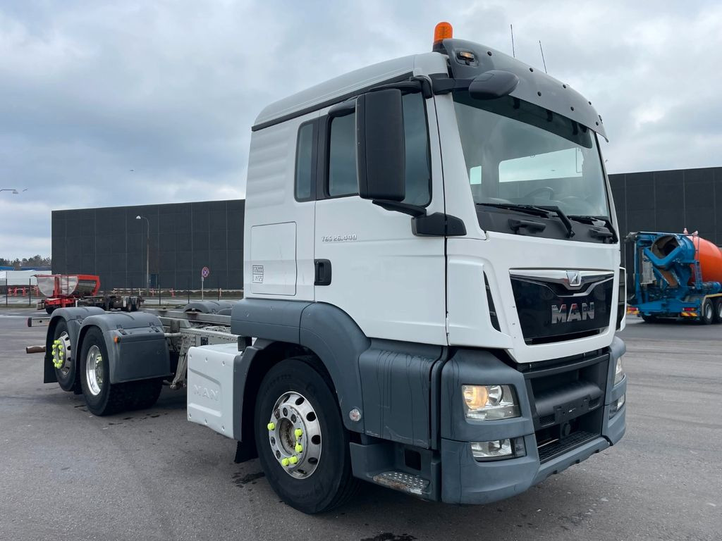 MAN TGS 26.440 6x2*4 ADR Fahrgestell Euro 6 MAN TGS 26.440 6x2*4 ADR Fahrgestell Euro 6 - Lastbil chassis: billede 2 MAN TGS 26.440 6x2*4 ADR Fahrgestell Euro 6 MAN TGS 26.440 6x2*4 ADR Fahrgestell Euro 6 - Lastbil chassis: billede 2