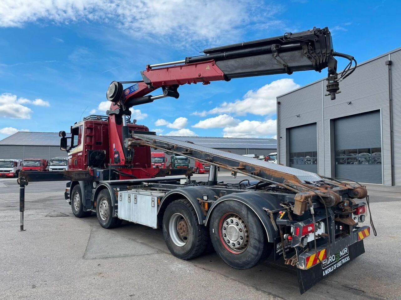 Scania R490 8x2*6 Euro 6 Tipper / Crane HMF 3220 K6 - Lastbil med kran: billede 4 Scania R490 8x2*6 Euro 6 Tipper / Crane HMF 3220 K6 - Lastbil med kran: billede 4