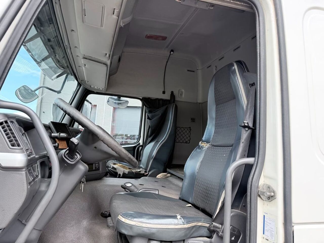 Volvo FM 330 6x2*4 Side opening 8.7 m - Lastbil varevogn: billede 5 Volvo FM 330 6x2*4 Side opening 8.7 m - Lastbil varevogn: billede 5