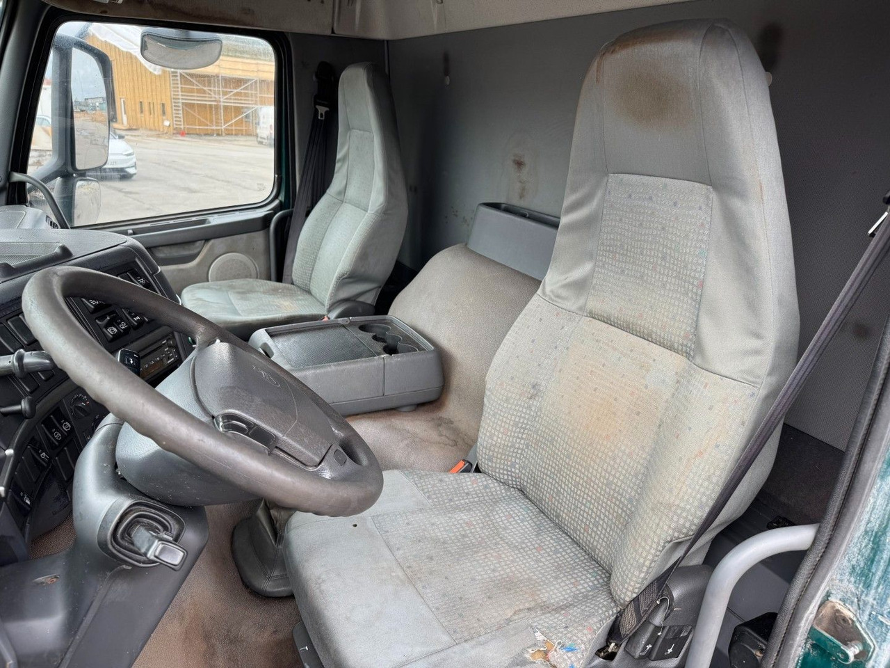 Volvo FM9 380 6x2*4 Tiertransporter / Livestock - Hestetransporter: billede 5 Volvo FM9 380 6x2*4 Tiertransporter / Livestock - Hestetransporter: billede 5