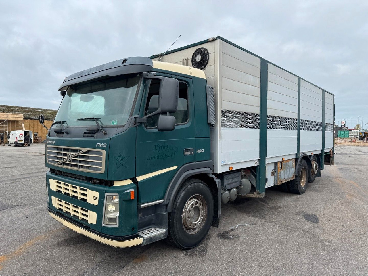 Volvo FM9 380 6x2*4 Tiertransporter / Livestock - Hestetransporter: billede 1 Volvo FM9 380 6x2*4 Tiertransporter / Livestock - Hestetransporter: billede 1