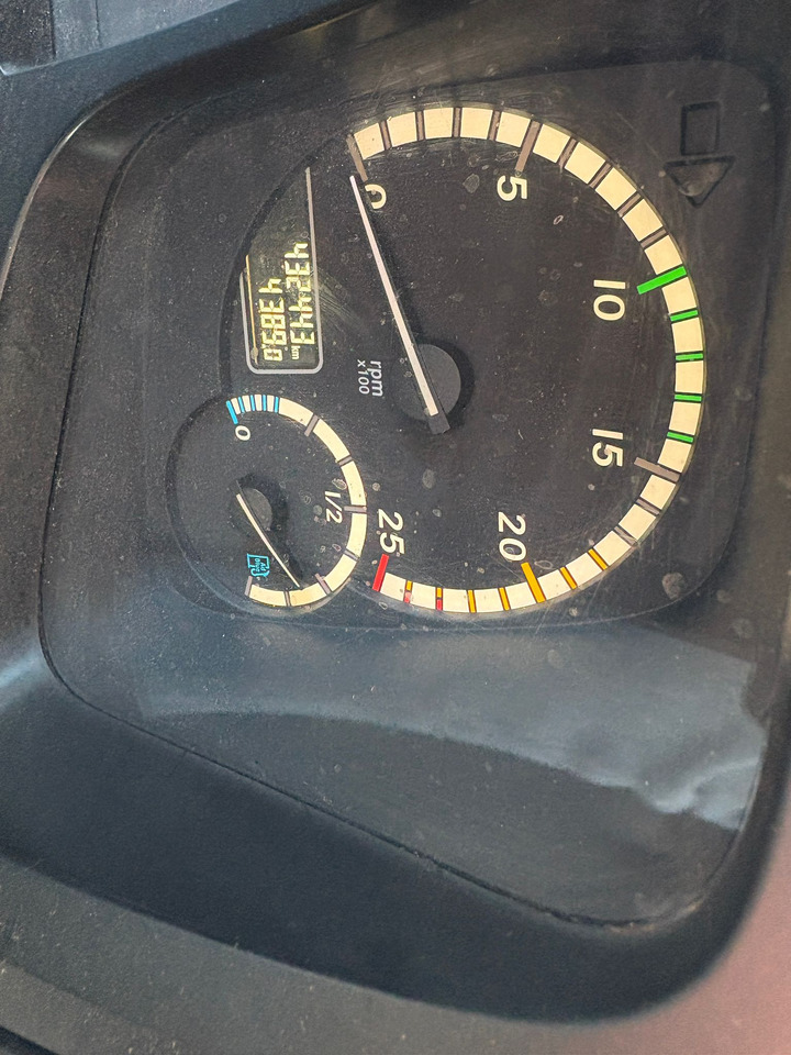 Mercedes Arocs 3240 - Lastbil med lad: billede 5 Mercedes Arocs 3240 - Lastbil med lad: billede 5