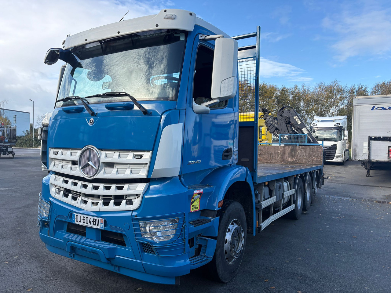 Mercedes Arocs 3240 - Lastbil med lad: billede 1 Mercedes Arocs 3240 - Lastbil med lad: billede 1