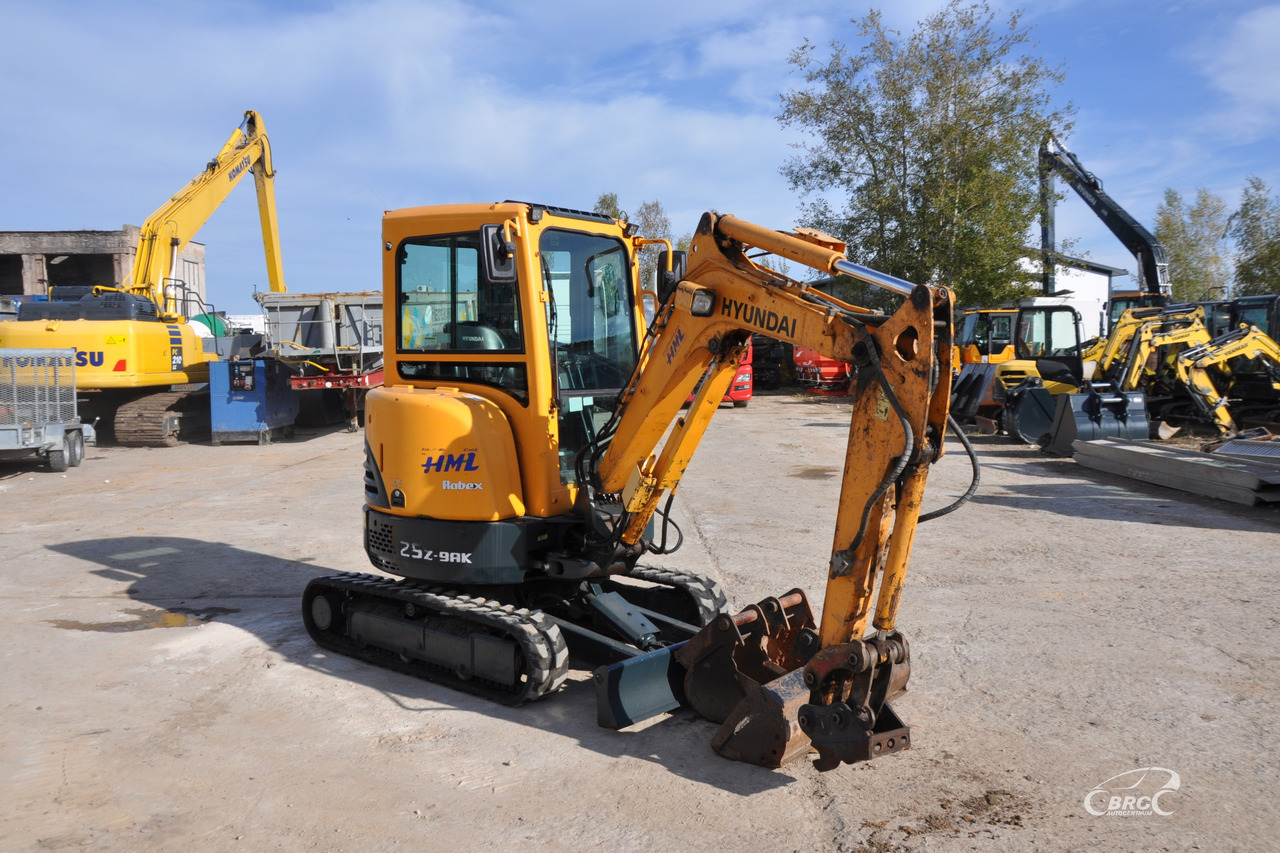Hyundai R25Z-9AK - Minigravemaskine: billede 2 Hyundai R25Z-9AK - Minigravemaskine: billede 2