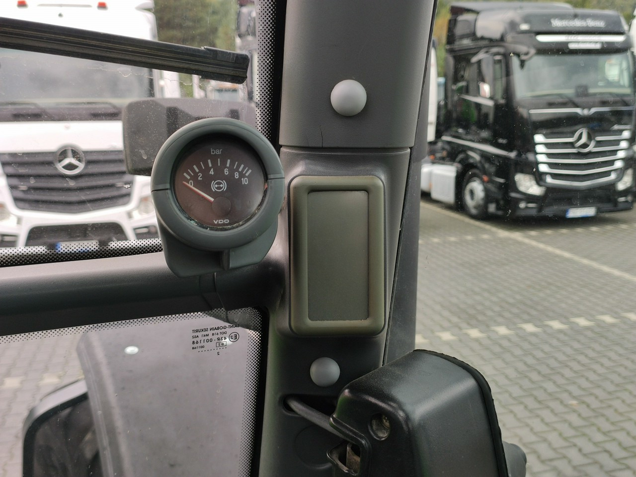 Leje en Deutz Fahr Agrotron M620 4x4 Przedni Tuz Wałek W.O.M Wyjścia do Przyczepy Deutz Fahr Agrotron M620 4x4 Przedni Tuz Wałek W.O.M Wyjścia do Przyczepy: billede 27 Leje en Deutz Fahr Agrotron M620 4x4 Przedni Tuz Wałek W.O.M Wyjścia do Przyczepy Deutz Fahr Agrotron M620 4x4 Przedni Tuz Wałek W.O.M Wyjścia do Przyczepy: billede 27