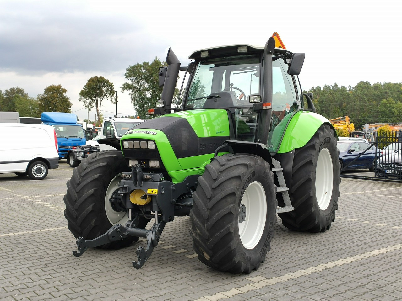 Deutz Fahr Agrotron M620 4x4 Przedni Tuz Wałek W.O.M Wyjścia do Przyczepy - Traktor: billede 3 Deutz Fahr Agrotron M620 4x4 Przedni Tuz Wałek W.O.M Wyjścia do Przyczepy - Traktor: billede 3