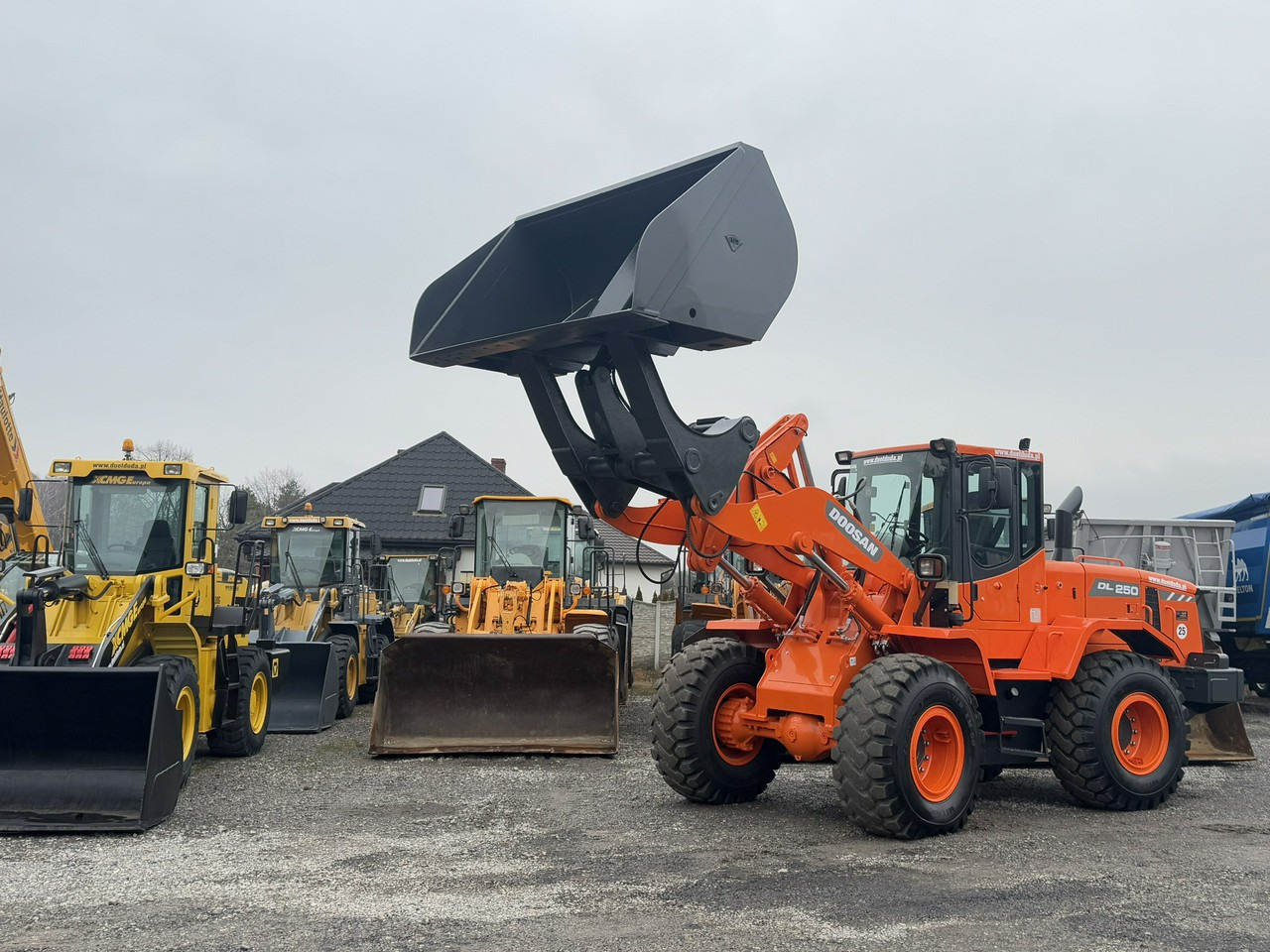 Doosan DL250 14,5Ton Łyżka Wysokiego Wysypu !!! - Gummihjulslæsser: billede 2 Doosan DL250 14,5Ton Łyżka Wysokiego Wysypu !!! - Gummihjulslæsser: billede 2