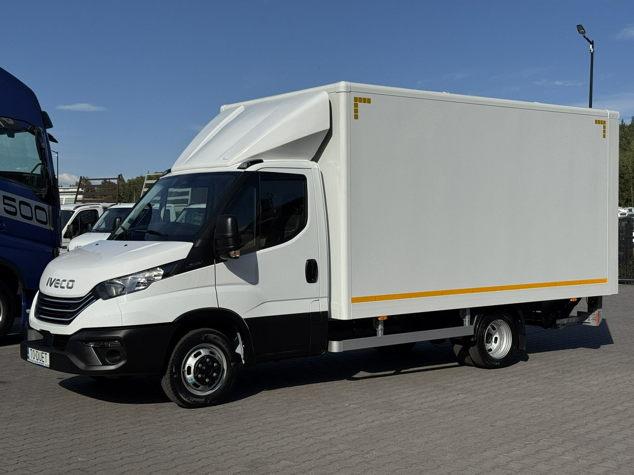 Iveco Daily 35C14 - Varebil med kasse: billede 3 Iveco Daily 35C14 - Varebil med kasse: billede 3