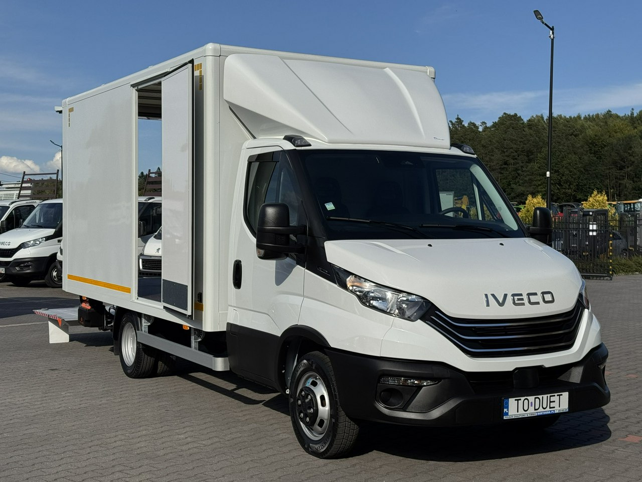 Iveco Daily 35C14 - Varebil med kasse: billede 4 Iveco Daily 35C14 - Varebil med kasse: billede 4