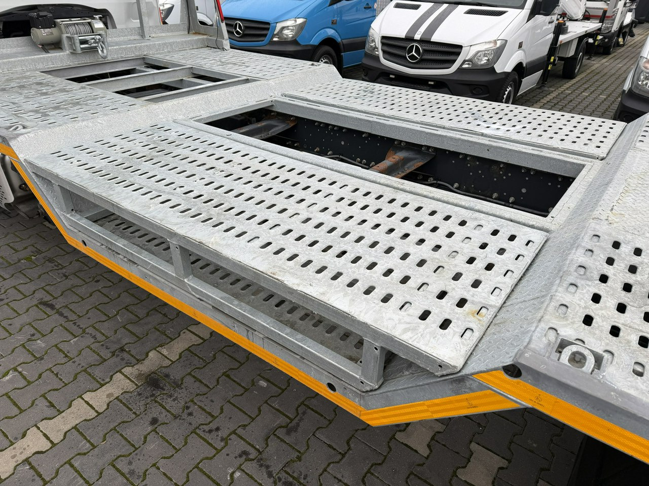 Iveco EUROCARGO 120E25 E6 Laweta Zagłebiana Platforma Pomoc Drogowa - Bjærgningskøretøj: billede 4 Iveco EUROCARGO 120E25 E6 Laweta Zagłebiana Platforma Pomoc Drogowa - Bjærgningskøretøj: billede 4