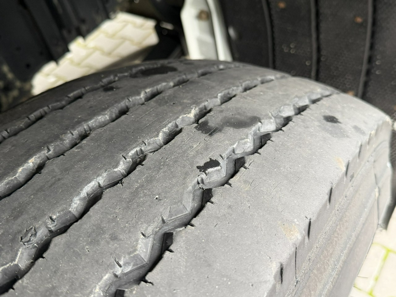 Iveco STRALIS 260S40 E6 Chłodnia Mroźnia Agregat THERMO KING T-1000R - Kølevogn lastbil: billede 4 Iveco STRALIS 260S40 E6 Chłodnia Mroźnia Agregat THERMO KING T-1000R - Kølevogn lastbil: billede 4