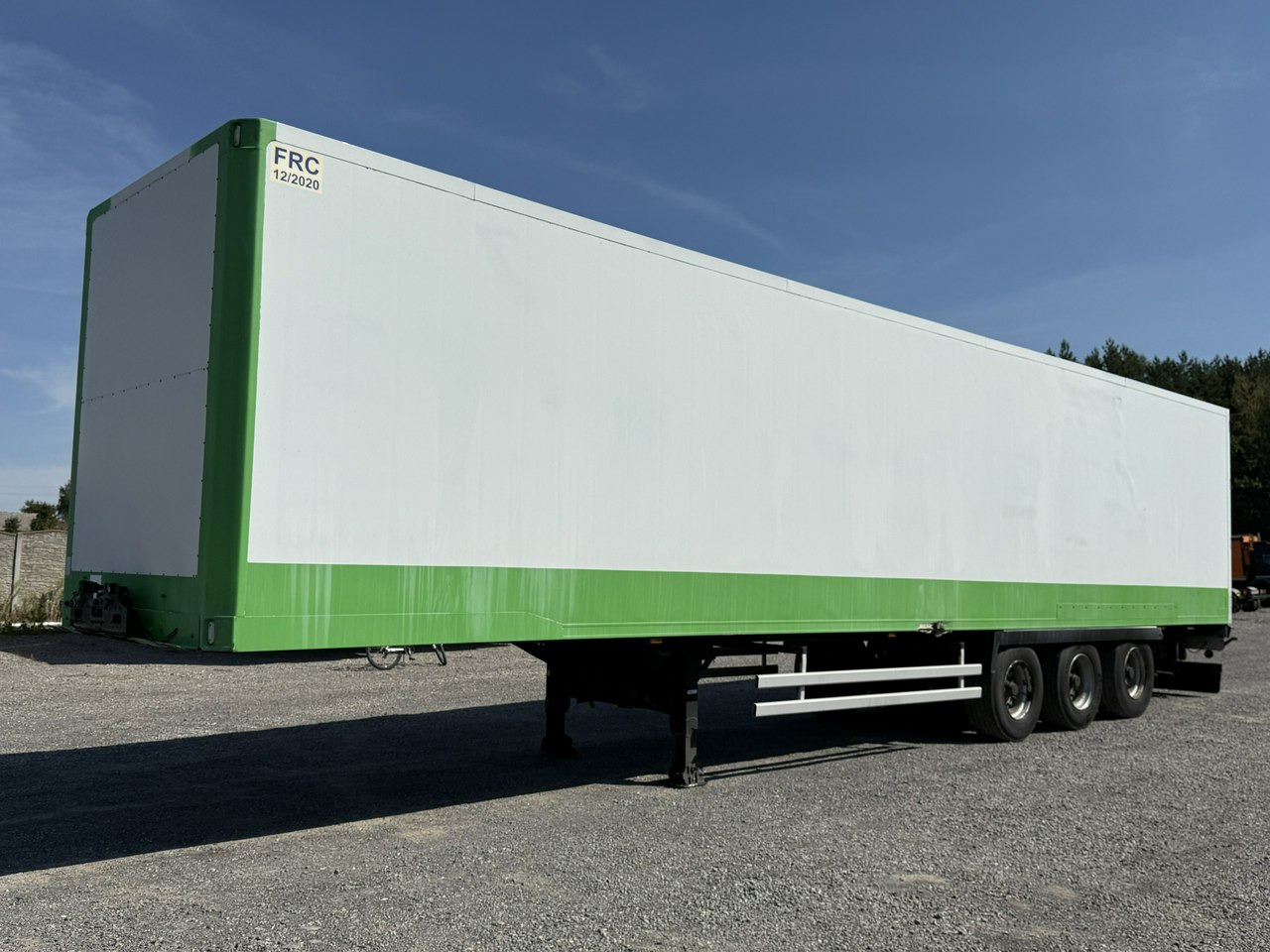 Lamberet SR2 Kontener Tył Drzwi Izoterma Chłodnia bez Agregatu - Isotermisk sættevogn: billede 1 Lamberet SR2 Kontener Tył Drzwi Izoterma Chłodnia bez Agregatu - Isotermisk sættevogn: billede 1