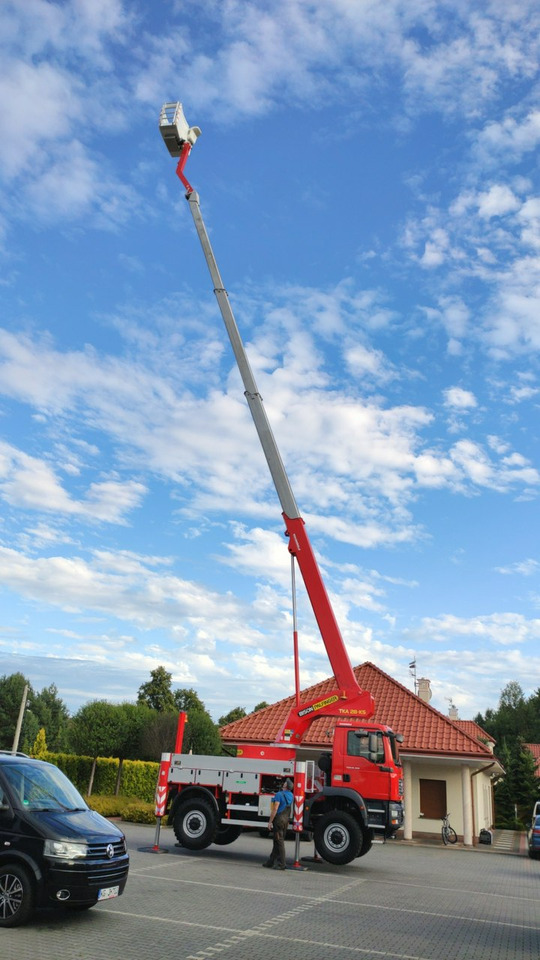 MAN TGM 18.280 4x4 Zwyżka Bison Palfinger TKA 28 Podnośnik Koszowy - Lastbil med mandskabslift: billede 3 MAN TGM 18.280 4x4 Zwyżka Bison Palfinger TKA 28 Podnośnik Koszowy - Lastbil med mandskabslift: billede 3