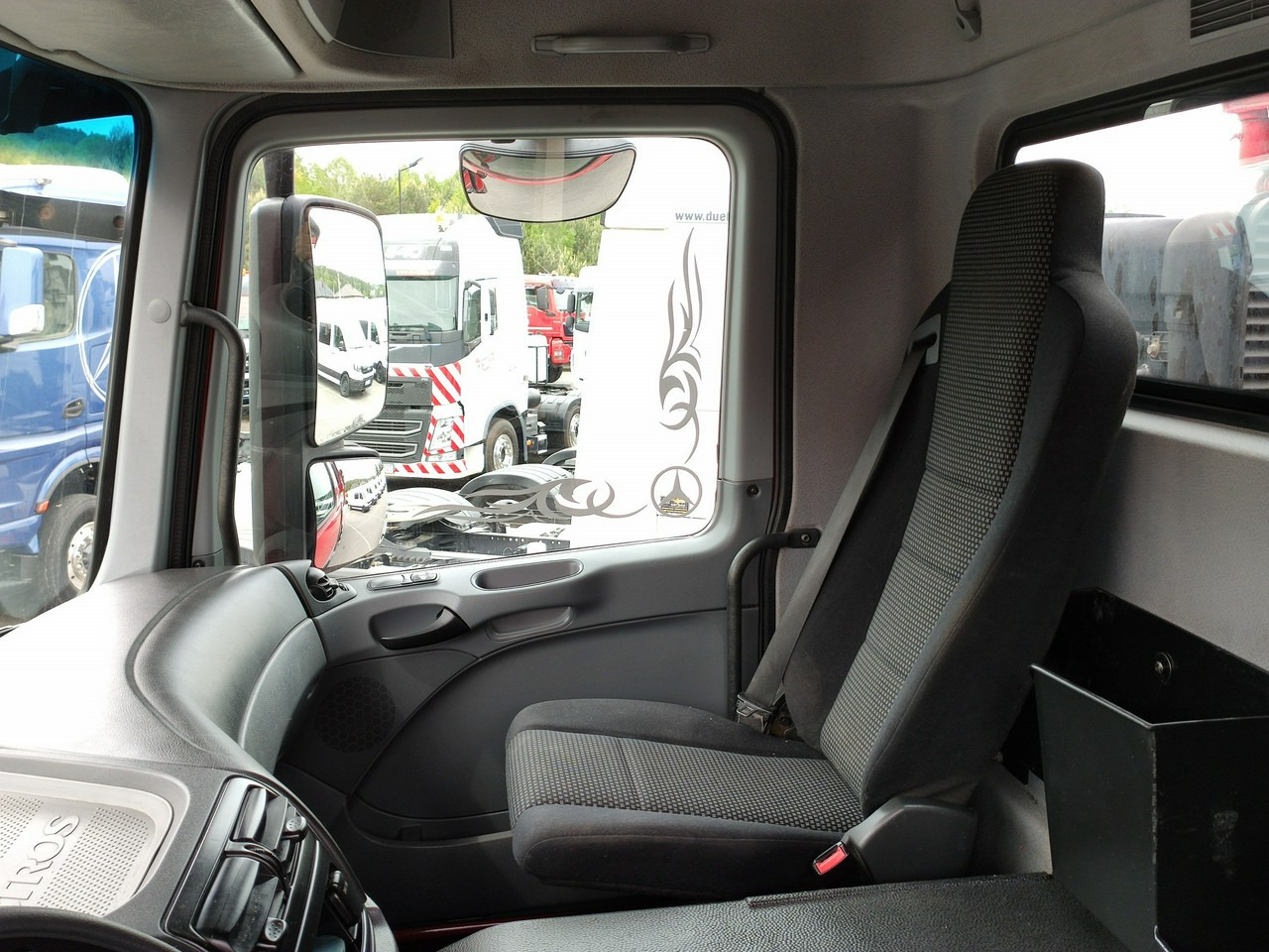 Tipvogn lastbil Mercedes Actros 4141 8x6 Wywrot SKIBICKI Automat EPS ze Sprzegłem !!!: billede 48 Tipvogn lastbil Mercedes Actros 4141 8x6 Wywrot SKIBICKI Automat EPS ze Sprzegłem !!!: billede 48