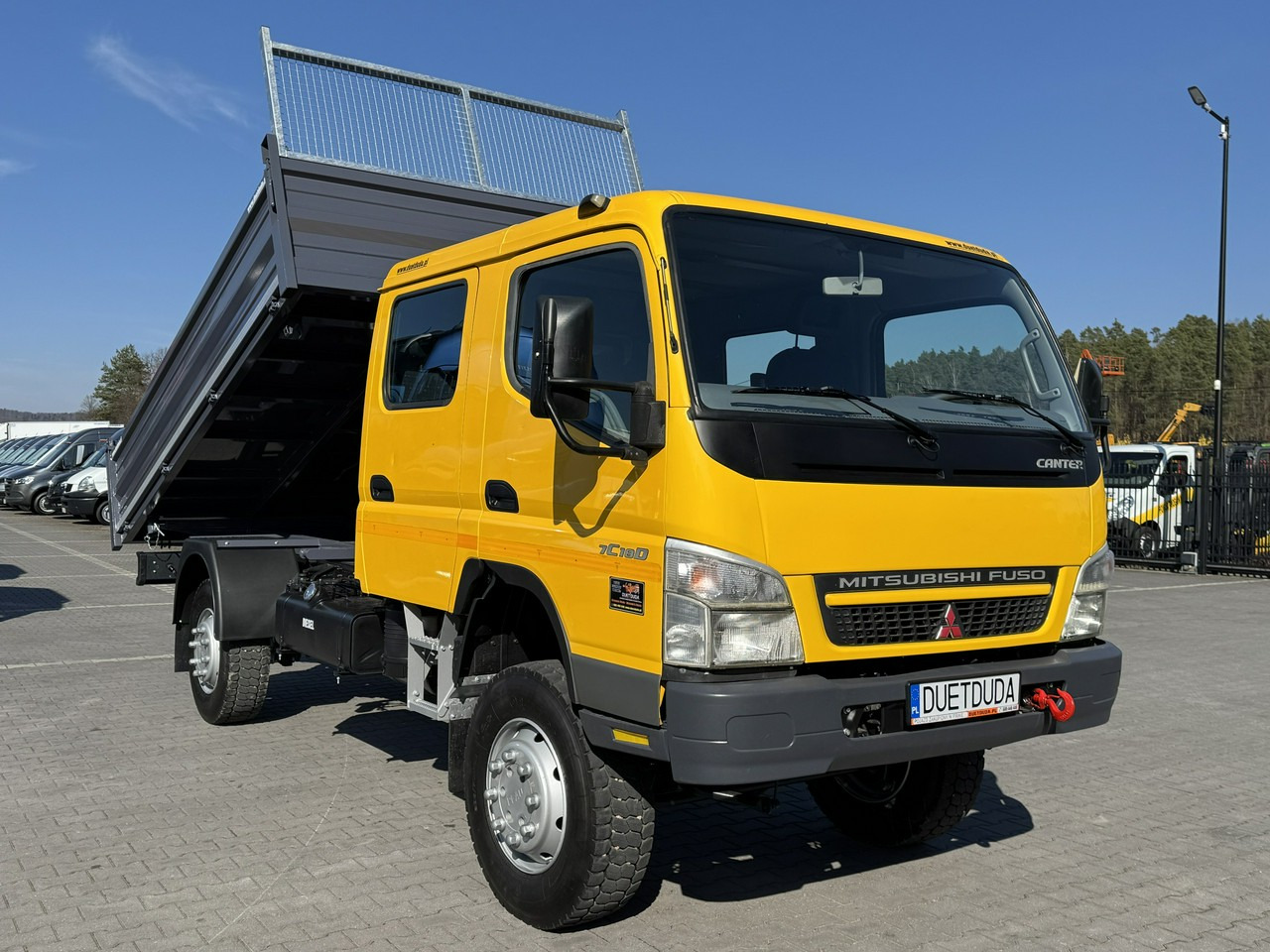 Mitsubishi Canter Fuso 4x4 17C18D 4.9/180KM Wywrotka 3-stronna - Tipvogn lastbil: billede 4 Mitsubishi Canter Fuso 4x4 17C18D 4.9/180KM Wywrotka 3-stronna - Tipvogn lastbil: billede 4