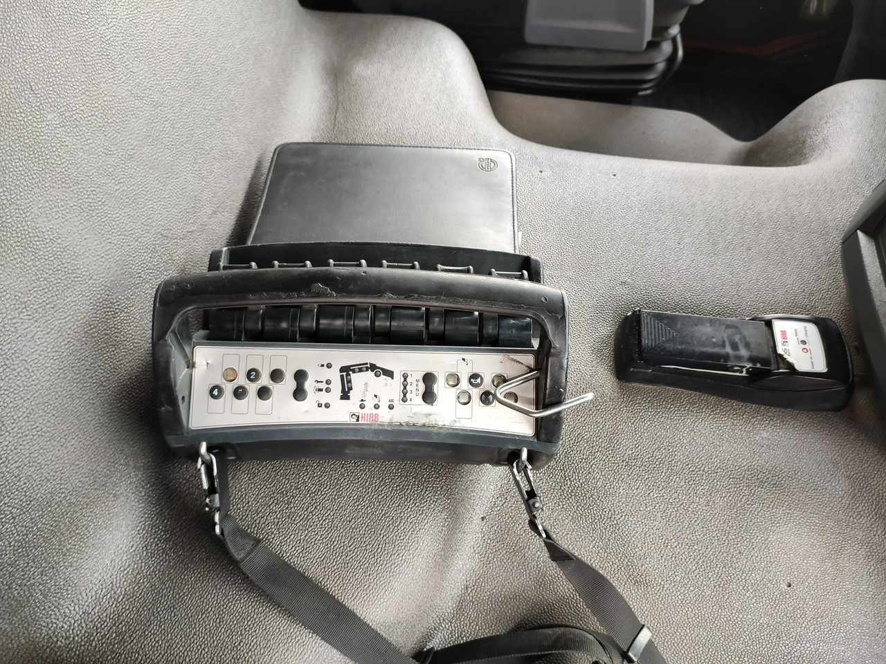 Tipvogn lastbil, Lastbil med kran Volvo FMX 410 6x4 13L HDS Radiowy Hydroburta: billede 32 Tipvogn lastbil, Lastbil med kran Volvo FMX 410 6x4 13L HDS Radiowy Hydroburta: billede 32