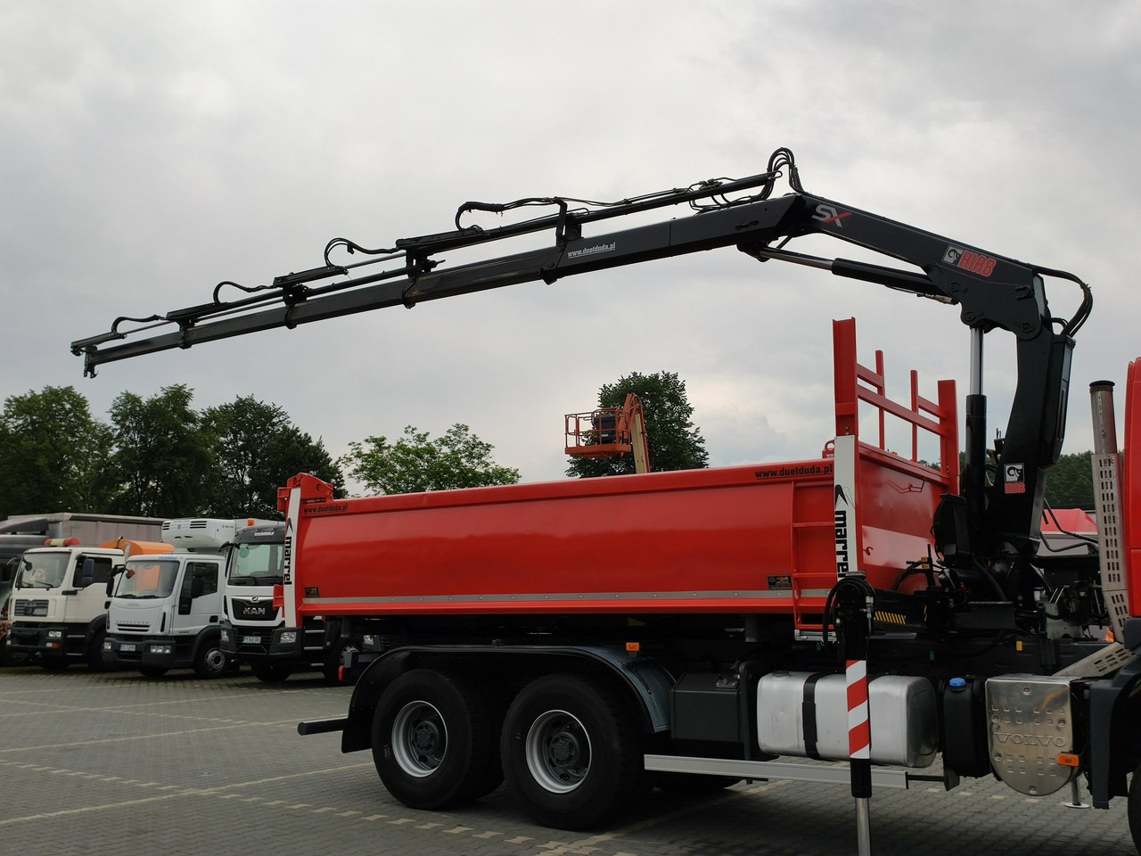 Tipvogn lastbil, Lastbil med kran Volvo FMX 410 6x4 13L HDS Radiowy Hydroburta: billede 13 Tipvogn lastbil, Lastbil med kran Volvo FMX 410 6x4 13L HDS Radiowy Hydroburta: billede 13