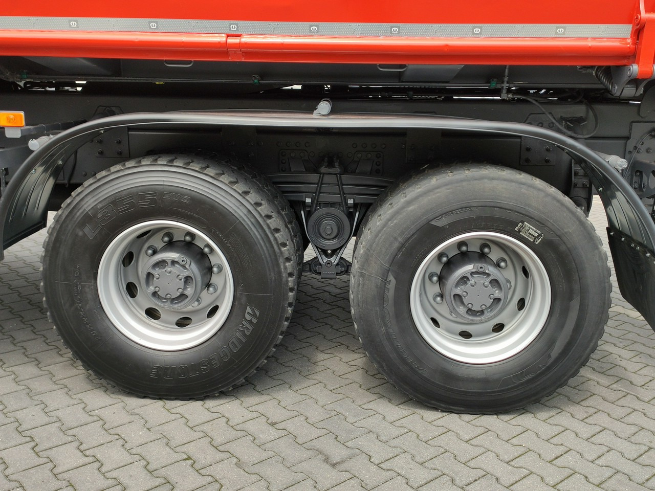 Tipvogn lastbil, Lastbil med kran Volvo FMX 410 6x4 13L HDS Radiowy Hydroburta: billede 27 Tipvogn lastbil, Lastbil med kran Volvo FMX 410 6x4 13L HDS Radiowy Hydroburta: billede 27