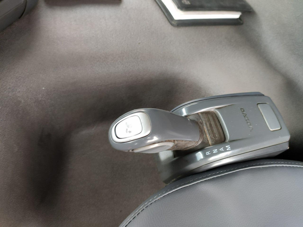 Tipvogn lastbil, Lastbil med kran Volvo FMX 410 6x4 13L HDS Radiowy Hydroburta: billede 33 Tipvogn lastbil, Lastbil med kran Volvo FMX 410 6x4 13L HDS Radiowy Hydroburta: billede 33