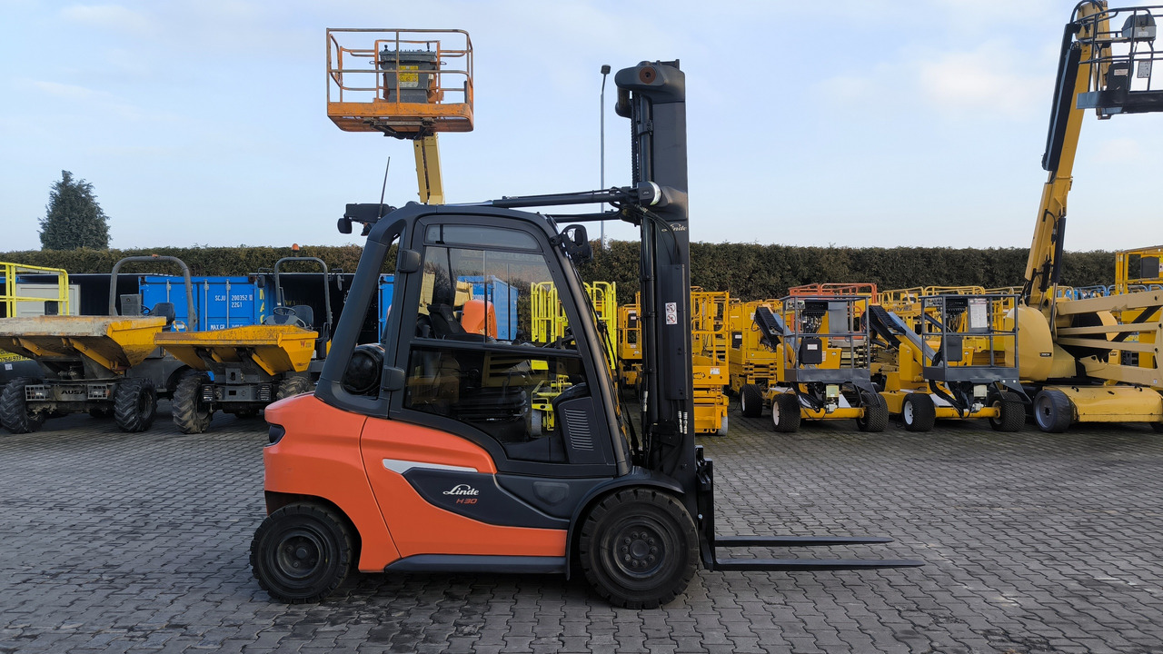 LINDE H 30 T – 01 - Gas gaffeltruck: billede 4 LINDE H 30 T – 01 - Gas gaffeltruck: billede 4