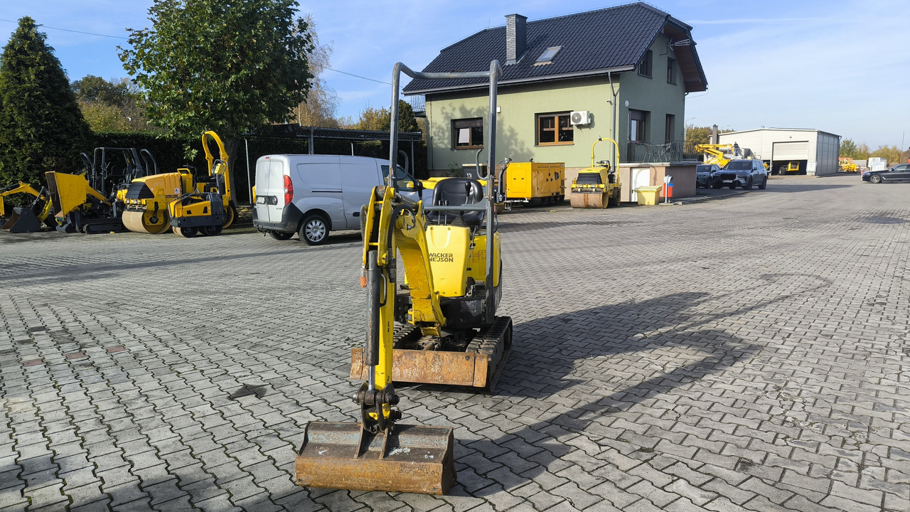 WACKER NEUSON 803 - Minigravemaskine: billede 2 WACKER NEUSON 803 - Minigravemaskine: billede 2