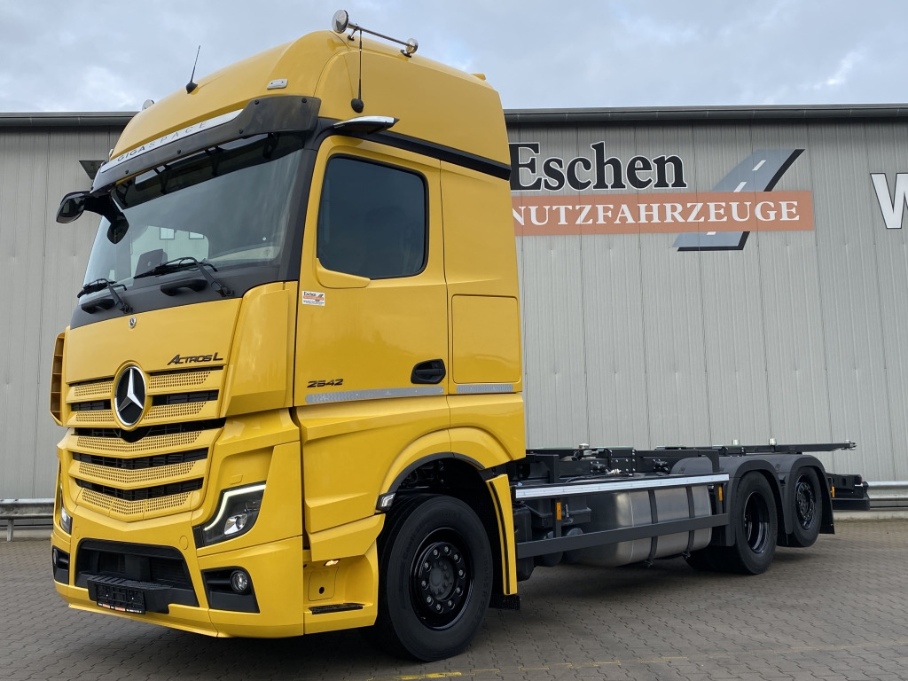 Mercedes-Benz 2542 L 6x2 Actros Giga-Space - Containerbil/ Veksellad lastbil: billede 1 Mercedes-Benz 2542 L 6x2 Actros Giga-Space - Containerbil/ Veksellad lastbil: billede 1