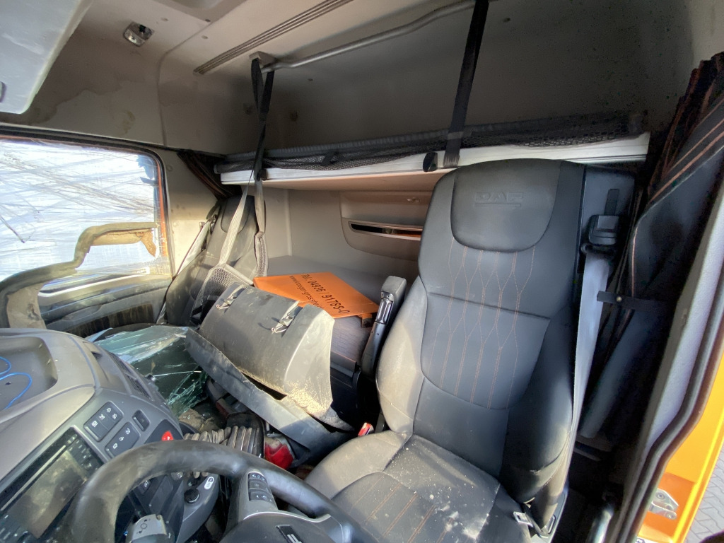 DAF XF 450 / UNFALL - Trækker: billede 5 DAF XF 450 / UNFALL - Trækker: billede 5