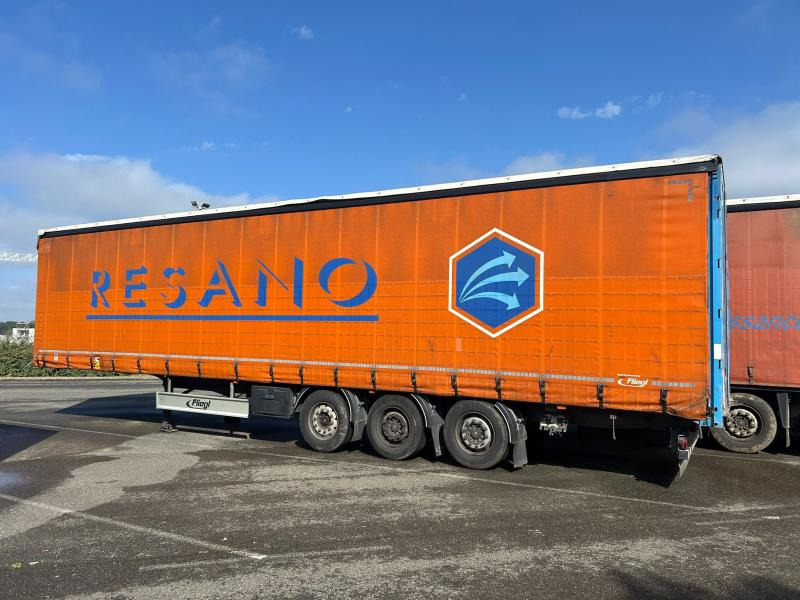 Fliegl - Gardintrailer: billede 2 Fliegl - Gardintrailer: billede 2