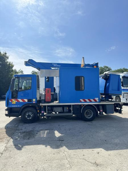 Iveco Eurocargo 100E18 - Lastbil med mandskabslift: billede 5 Iveco Eurocargo 100E18 - Lastbil med mandskabslift: billede 5