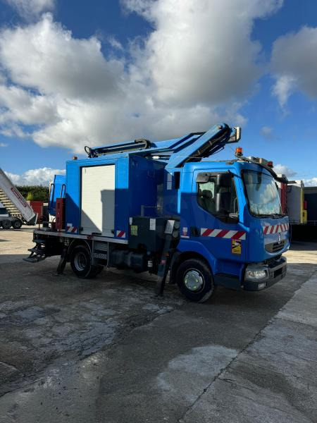 Renault Midlum 180 - Lastbil med mandskabslift: billede 2 Renault Midlum 180 - Lastbil med mandskabslift: billede 2