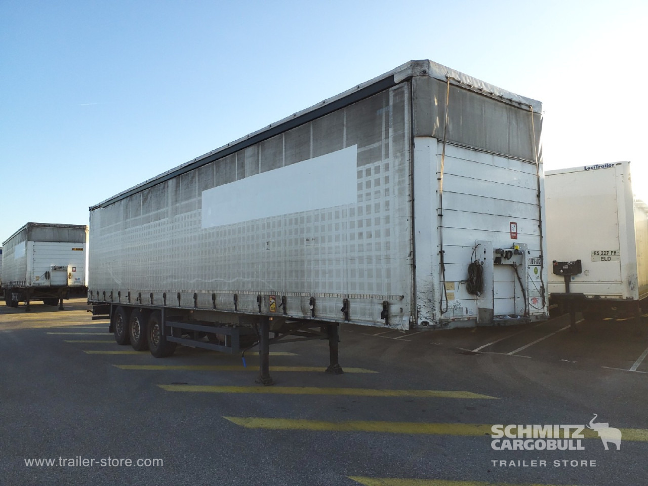SCHMITZ Curtainsider Standard - Gardintrailer: billede 1 SCHMITZ Curtainsider Standard - Gardintrailer: billede 1