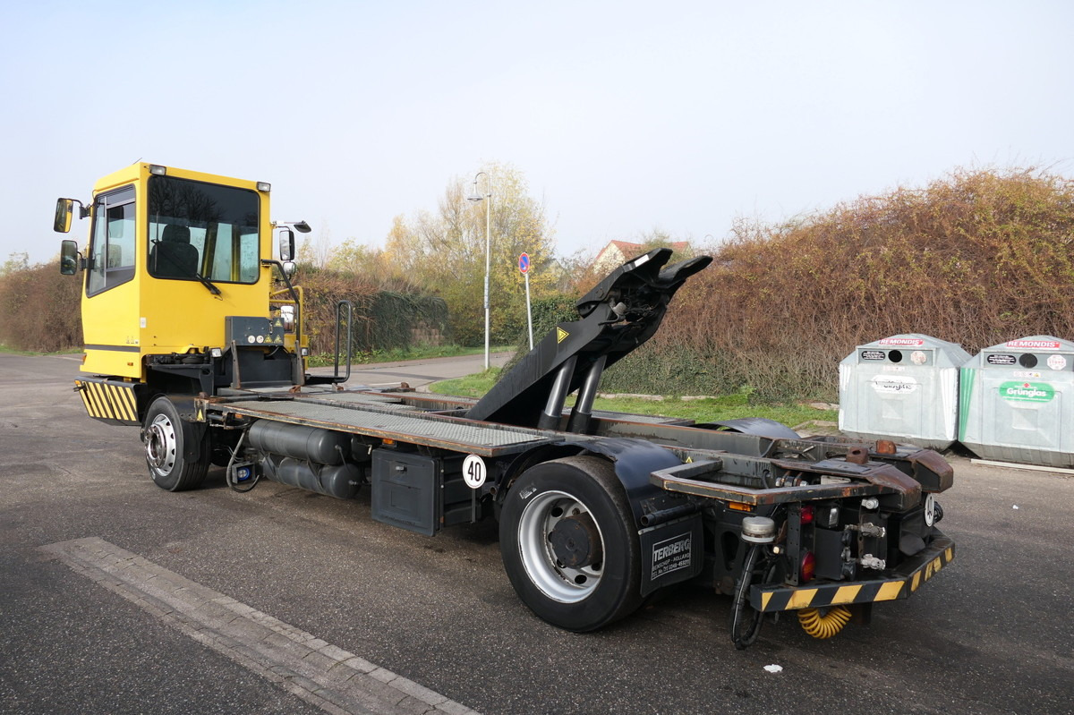 BC 182 Kamag Wiesel WBH 25 Umsetzfahrzeug - Containerbil/ Veksellad lastbil: billede 1 BC 182 Kamag Wiesel WBH 25 Umsetzfahrzeug - Containerbil/ Veksellad lastbil: billede 1
