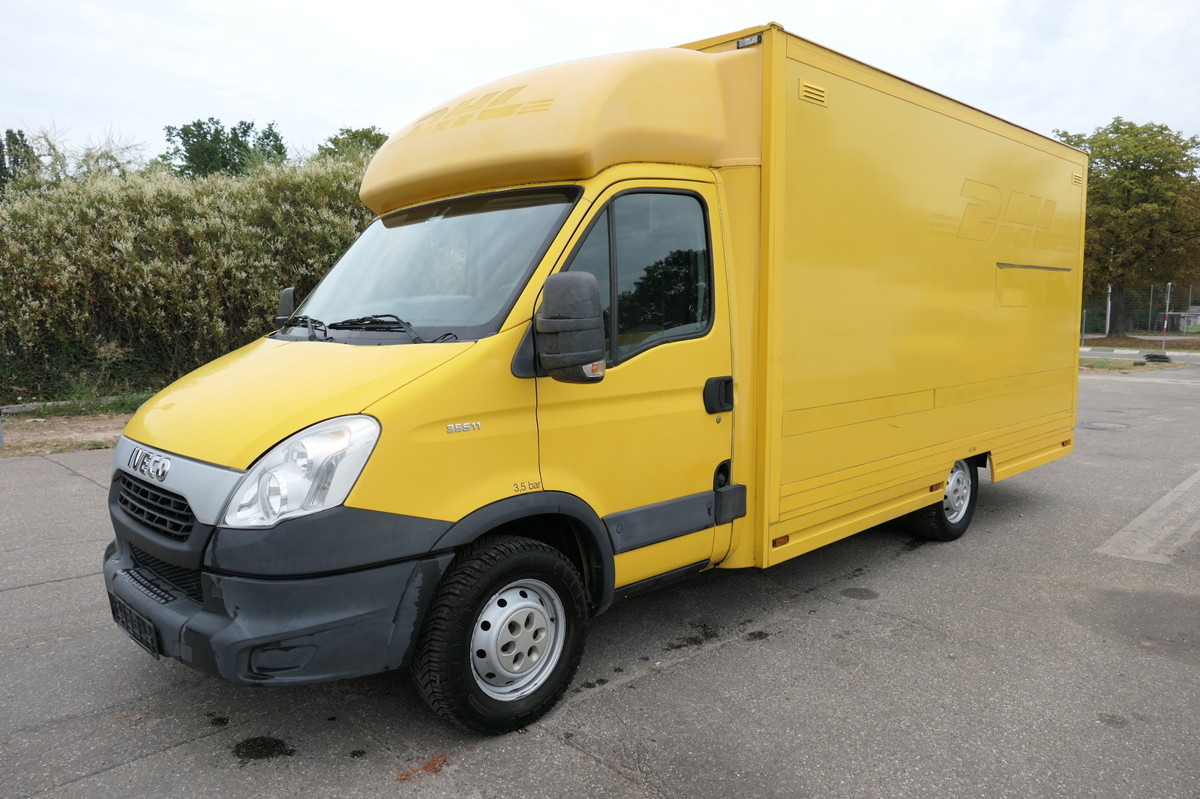 IVECO Daily 35 S11 C30C AUTOMATIK KAMERA Regale LUFT D - Varebil med kasse: billede 1 IVECO Daily 35 S11 C30C AUTOMATIK KAMERA Regale LUFT D - Varebil med kasse: billede 1