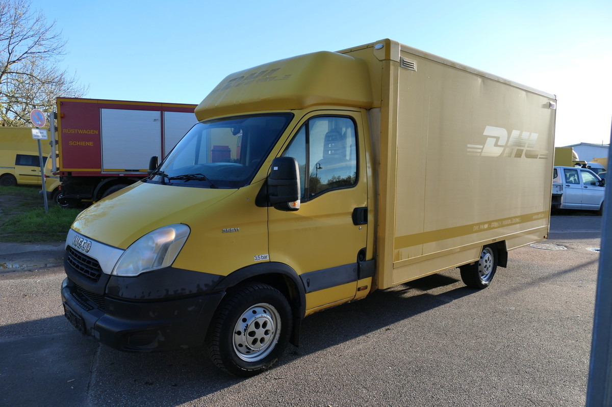 IVECO Daily 35 S11 C30C AUTOMATIK KAMERA Regale LUFT D - Varebil med kasse: billede 2 IVECO Daily 35 S11 C30C AUTOMATIK KAMERA Regale LUFT D - Varebil med kasse: billede 2
