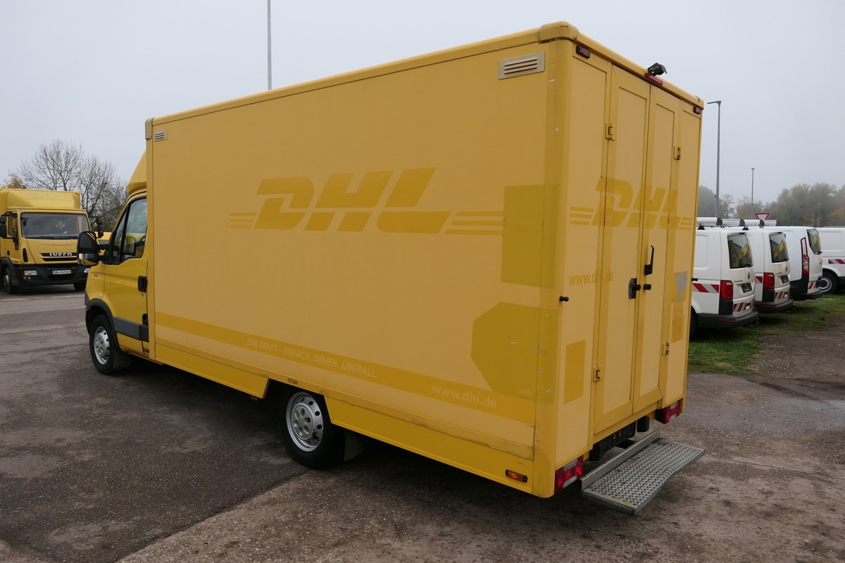 IVECO Daily 35 S11 C30C AUTOMATIK KAMERA Regale LUFT D - Varebil med kasse: billede 4 IVECO Daily 35 S11 C30C AUTOMATIK KAMERA Regale LUFT D - Varebil med kasse: billede 4