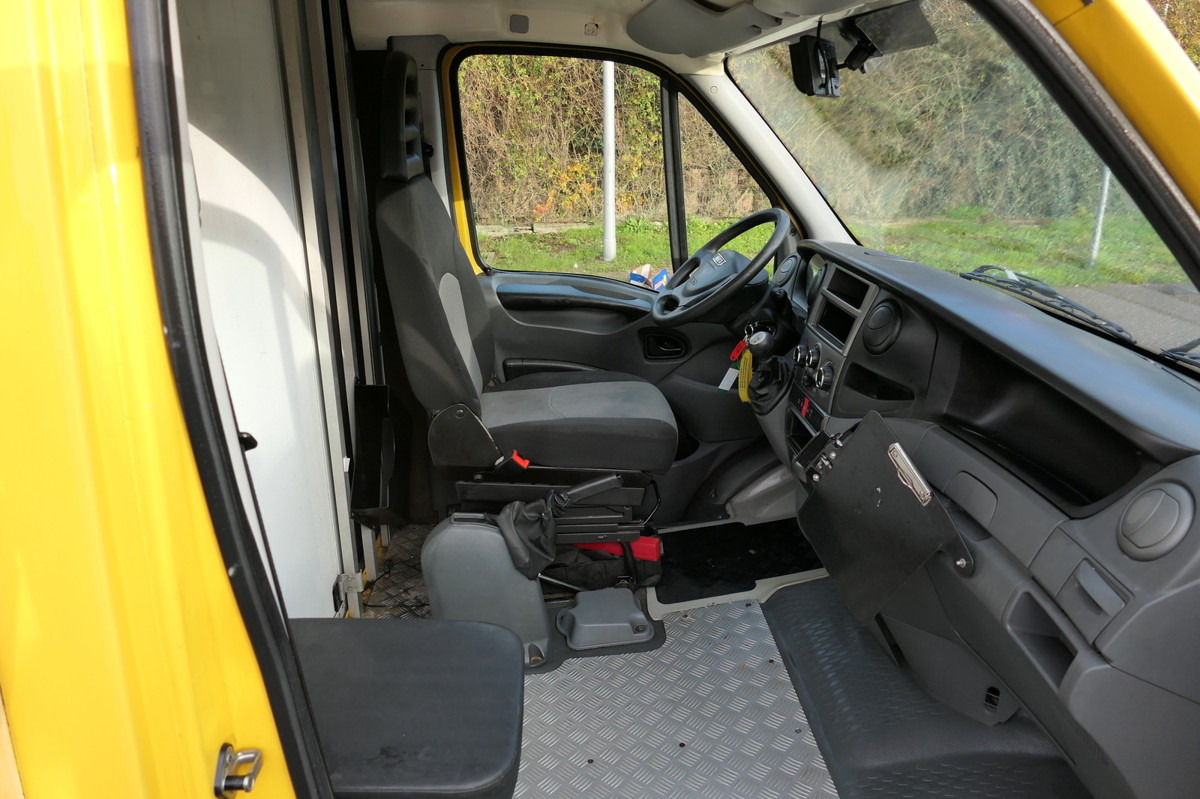 IVECO Daily 35 S11 C30C AUTOMATIK KAMERA Regale LUFT D - Varebil med kasse: billede 5 IVECO Daily 35 S11 C30C AUTOMATIK KAMERA Regale LUFT D - Varebil med kasse: billede 5