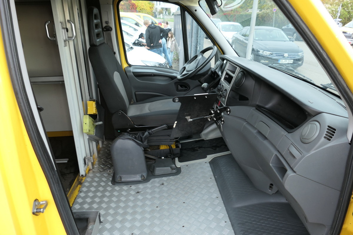 IVECO Daily 35 S11 C30C AUTOMATIK KAMERA Regale LUFT - Varebil med kasse: billede 5 IVECO Daily 35 S11 C30C AUTOMATIK KAMERA Regale LUFT - Varebil med kasse: billede 5