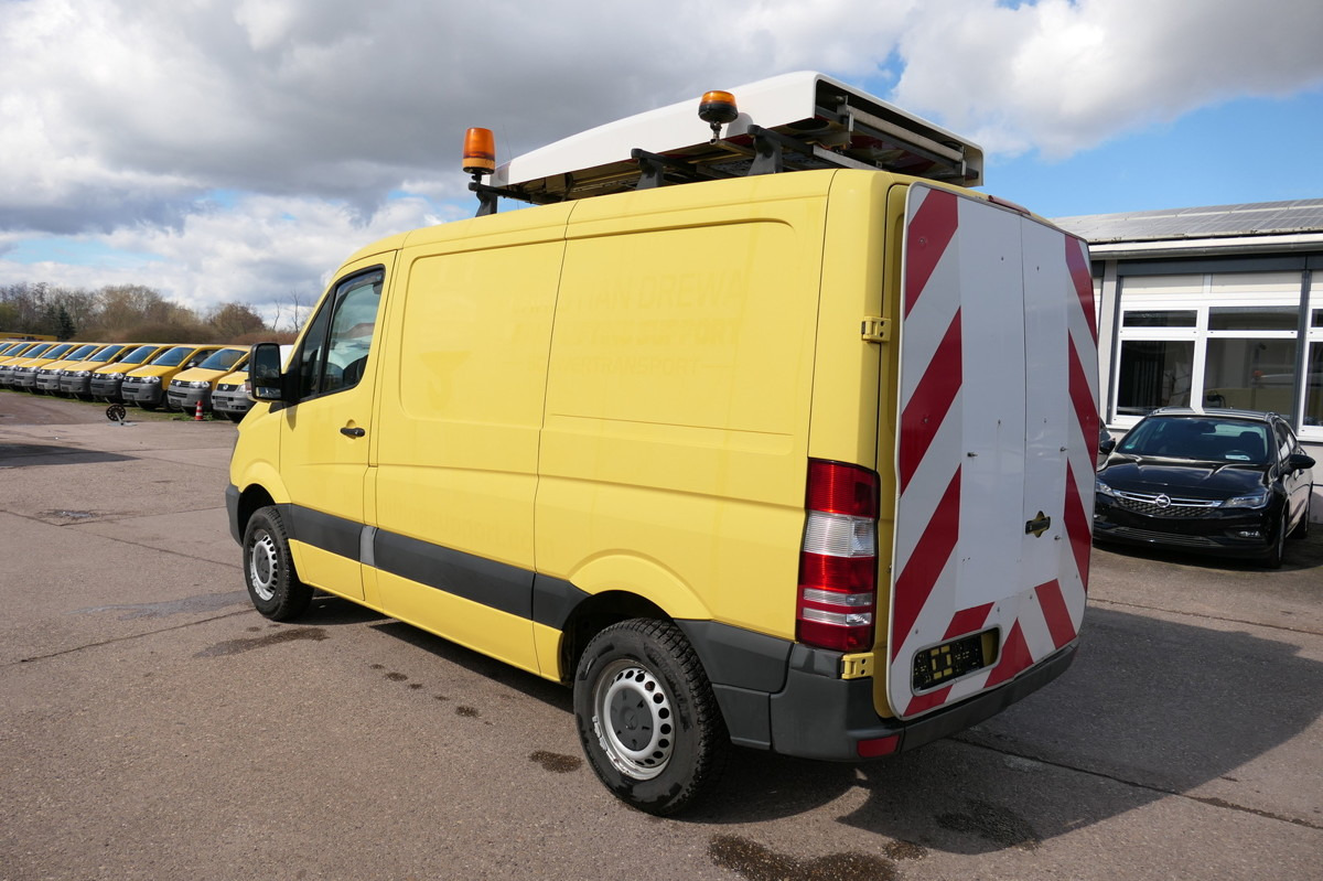 MERCEDES-BENZ Sprinter 216 CDI KLIMA - Begleitfahrzeug SCHLAFB - Små varebil: billede 5 MERCEDES-BENZ Sprinter 216 CDI KLIMA - Begleitfahrzeug SCHLAFB - Små varebil: billede 5